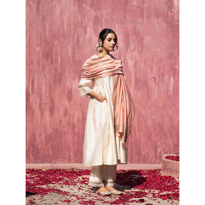 WeaverStory Handloom Off White Chanderi Silk Scalloped Suit with Pink Dupatta (Set of 3)
