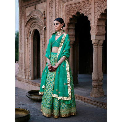 WeaverStory Green Georgette Banarasi Bandhej Lehenga Skirt with Choli and Dupatta (Set of 3)