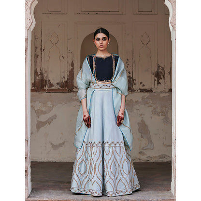 WeaverStory Mint Green Hand Raw Silk Skirt with Pure Silk Choli and Dupatta (Set of 3)