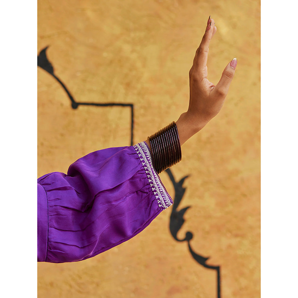 WeaverStory Purple Pure Silk Tilla Hand Embroidered Kurta With Pants And Dupatta (Set of 3)