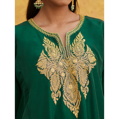 WeaverStory Green Pure Silk Tilla Hand Embroidered Kurta With Pants And Dupatta (Set of 3)