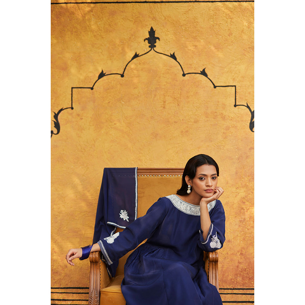 WeaverStory Blue Pure Silk Tilla Hand Embroidered Kurta With Pants And Dupatta (Set of 3)