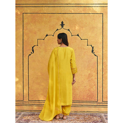 WeaverStory Yellow Pure Silk Tilla Hand Embroidered Kurta With Pants And Dupatta (Set of 3)