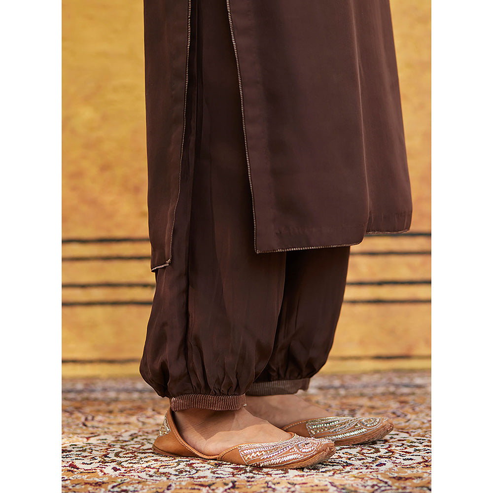 WeaverStory Brown Pure Silk Tilla Hand Embroidered Kurta With Pants And Dupatta (Set of 3)