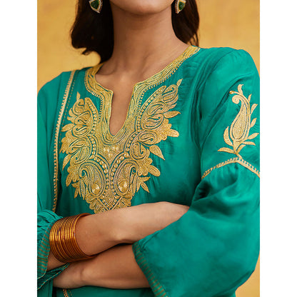 WeaverStory Green Pure Silk Tilla Hand Embroidered Kurta With Pants And Dupatta (Set of 3)