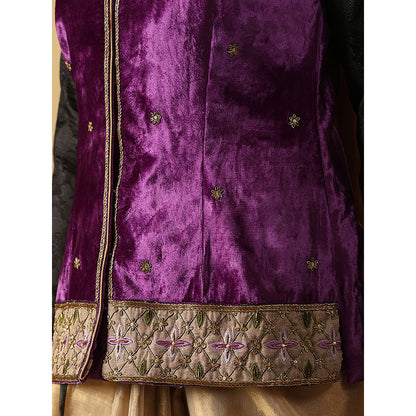 WeaverStory Purple Hand Embroidered Zardozi Silk Velvet Sleeveless Jacket