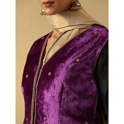 WeaverStory Purple Hand Embroidered Zardozi Silk Velvet Sleeveless Jacket