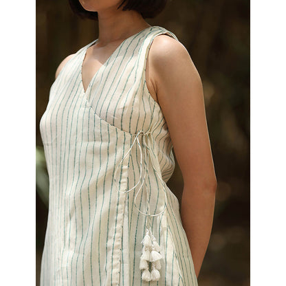 WeaverStory White Wrap Printed Kurta with Pant (Set of 2)