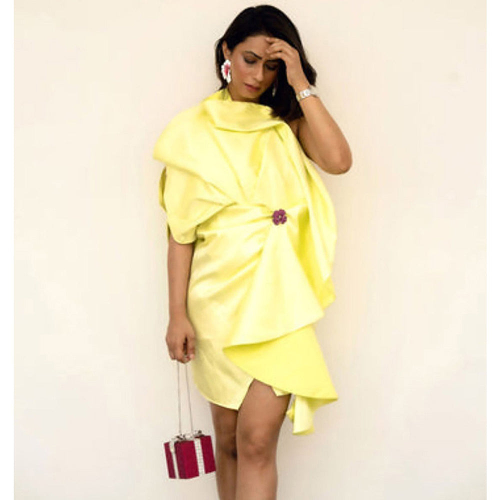 WRAPGAME INDIA Bougainville Bliss Brooch