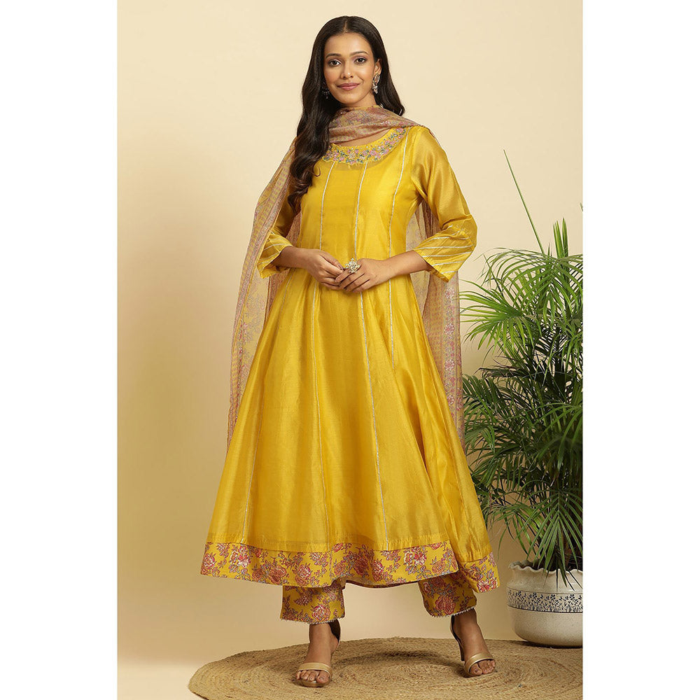 W Yellow Embellished Kurta, Straight Pant & Dupatta (Set of 3)