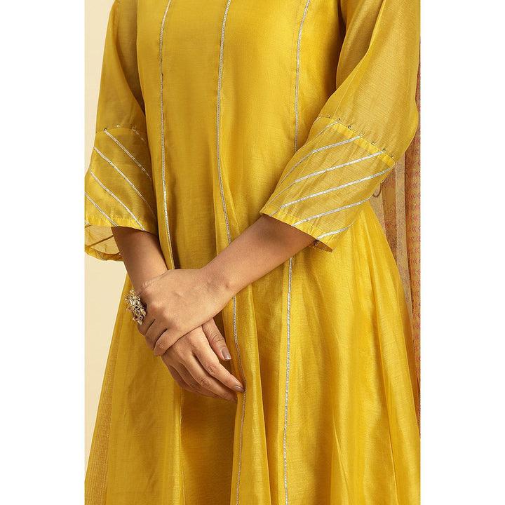 W Yellow Embellished Kurta, Straight Pant & Dupatta (Set of 3)