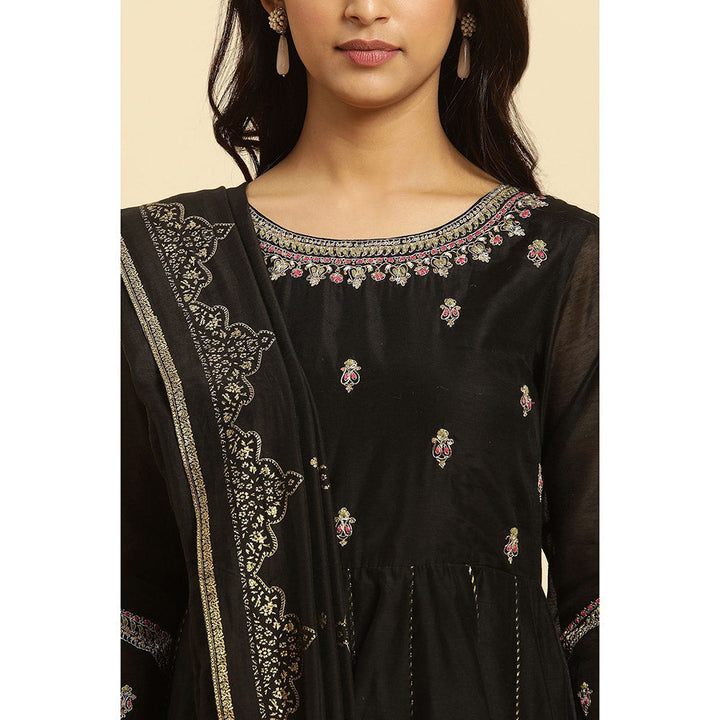 W Black Embroidered Kurta, Slim Pant & Dupatta (Set of 3)