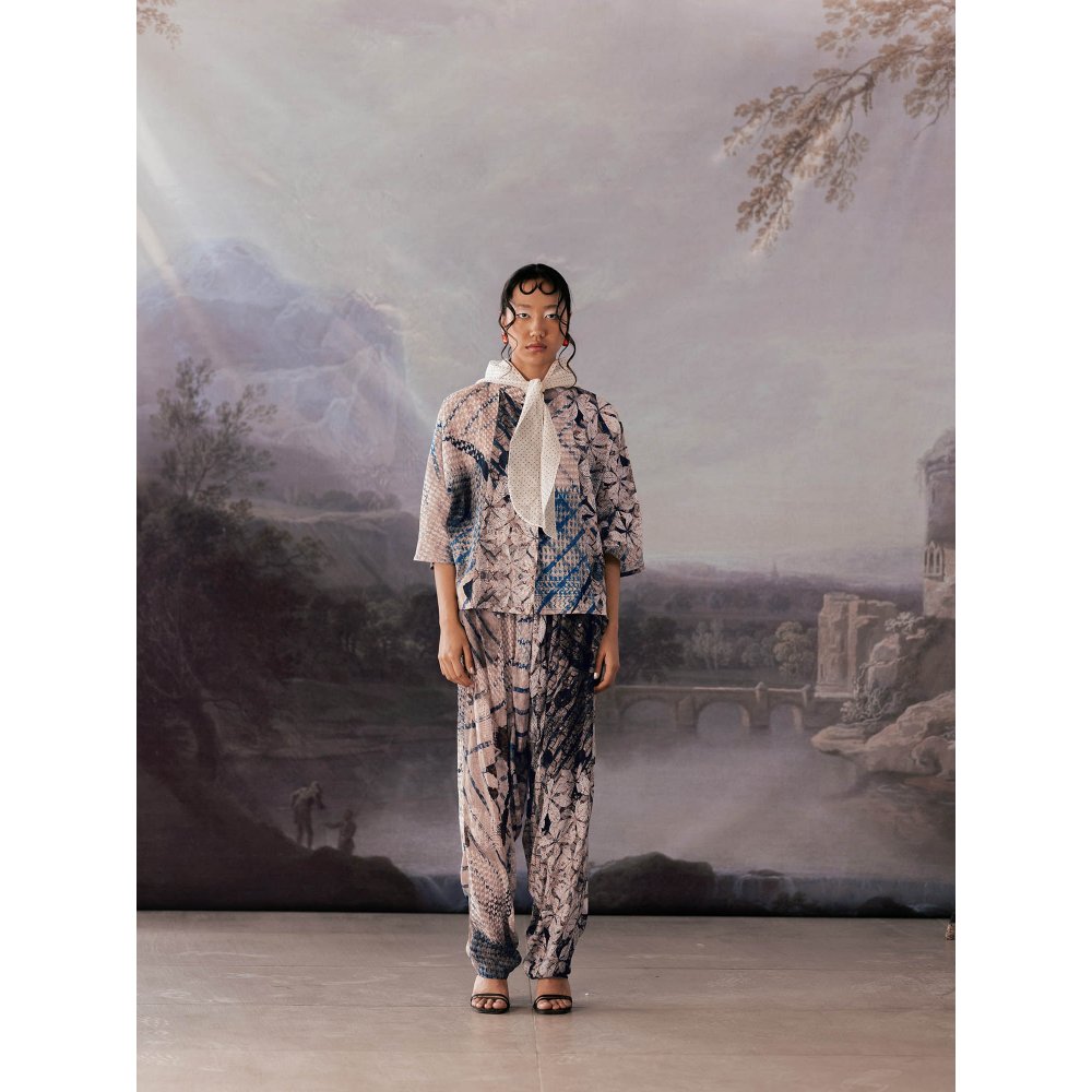 YAVI Ivory Jack Pant