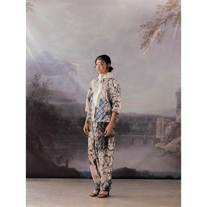 YAVI Ivory Jack Pant