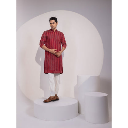 YOSEBA Aagya Embroidered Kurta with Pant