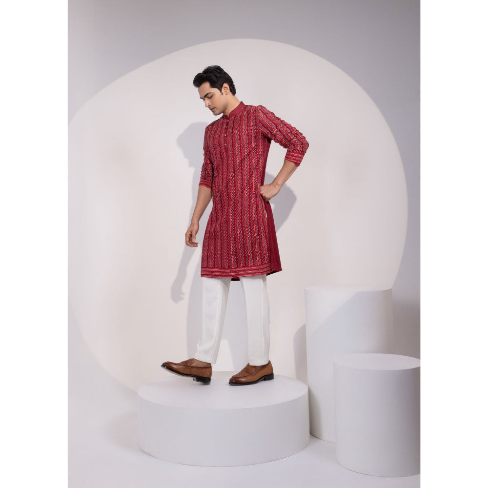 YOSEBA Aagya Embroidered Kurta with Pant