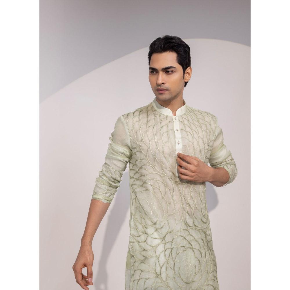 YOSEBA Jaalika Embroidered Kurta with Pant