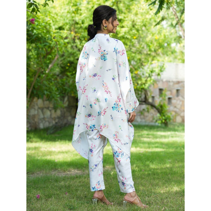 Yufta White Floral Print Oversized Asymmetric Co Ord (Set of 2)