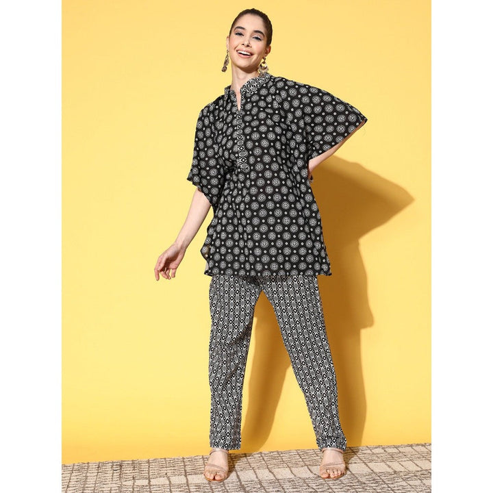 Yufta Women Black Geometric Kaftan Co-Ord (Set of 2)