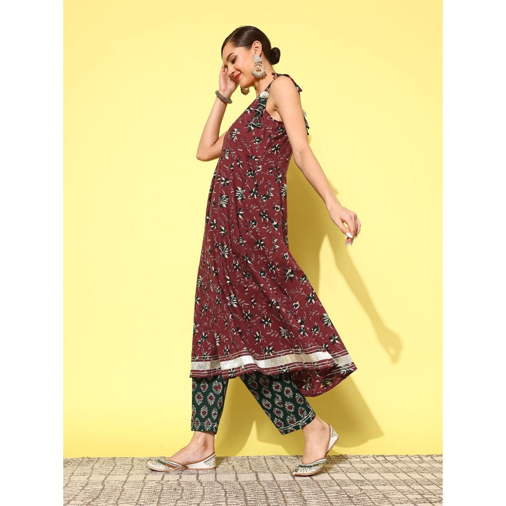 Yufta Women Floral Printed Pleated Gotta Patti Kurta with Pant & Dupatta (Set of 3)