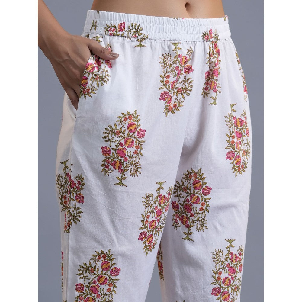 Yufta Women White And Peach Floral Straight Kurta Pant And Dupatta (Set of 3)