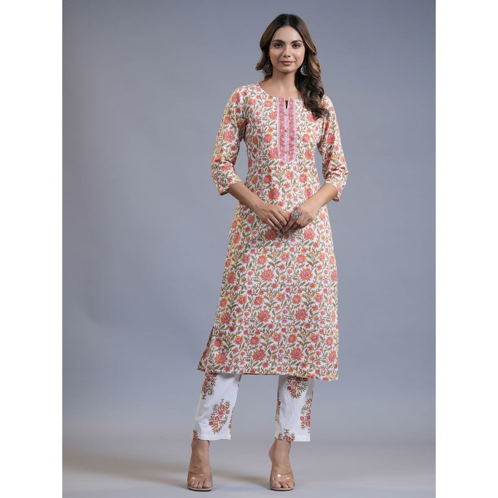 Yufta Women White And Peach Floral Straight Kurta Pant And Dupatta (Set of 3)