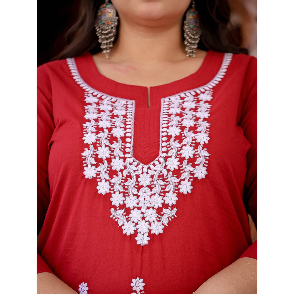 Yufta Women Maroon Chikankari Straight Plus Size Kurta