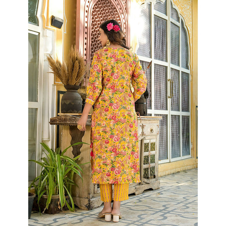 Yufta Women Yellow Floral Print Kurta Pants with Dupatta (Set of 3)