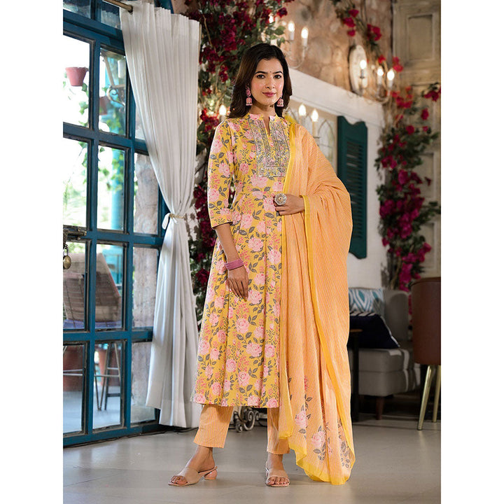 Yufta Women Yellow Floral,Sequins Work Kurta Trouser with Dupatta (Set of 3)