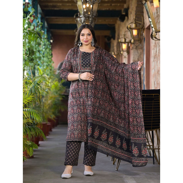 Women Black & Red Floral Print Straight Plus size Kurta Trouser And Dupatta Set