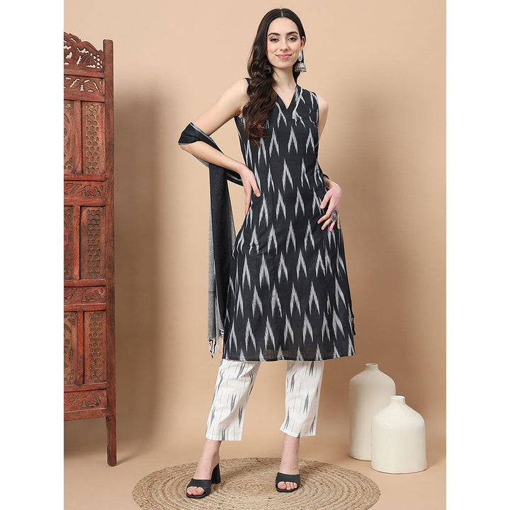 Yufta Black Ikat Print A-Line Kurta Trouser & Dupatta (Set of 3)