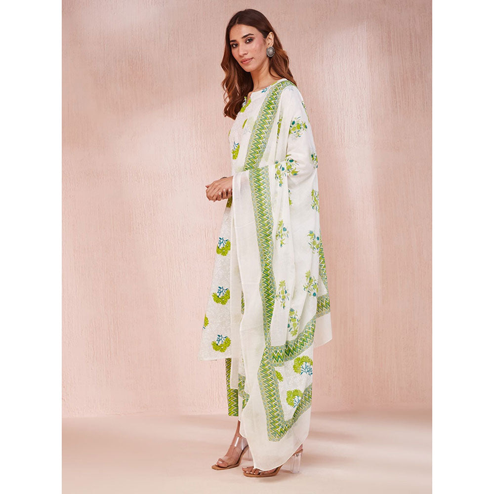 Yufta Green Floral Print Round-Neck Straight Kurta with Pant & Dupatta (Set of 3)