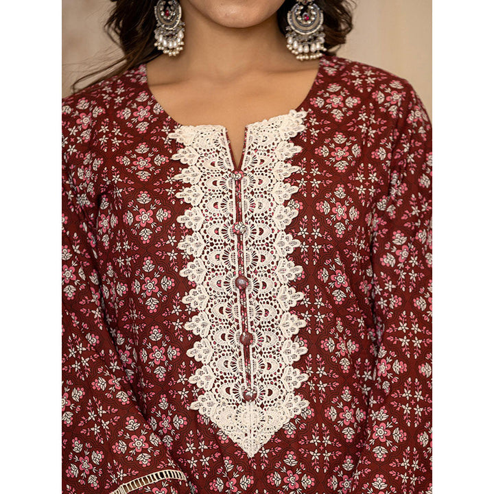 Yufta Maroon Floral Print Pakistani Style Kurta Trouser & Dupatta (Set of 3)