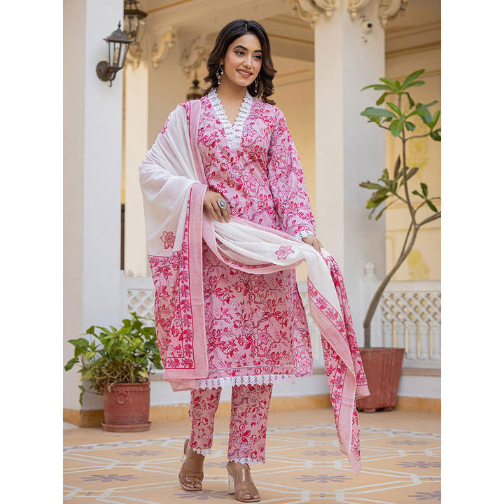 Yufta Pink Floral Print Pakistani Style Kurta Trouser & Dupatta (Set of 3)