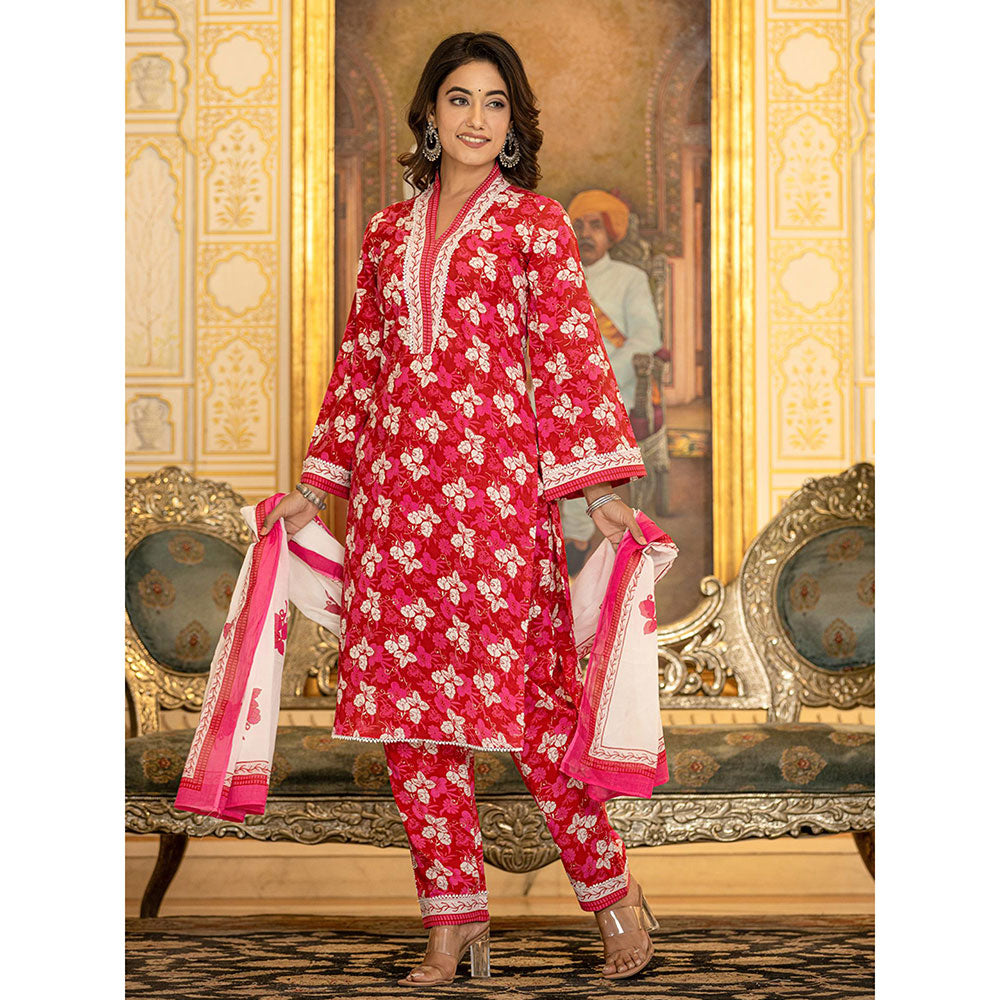 Yufta Pink Floral Print Straight Pakistani Style Kurta Trouser & Dupatta (Set of 3)