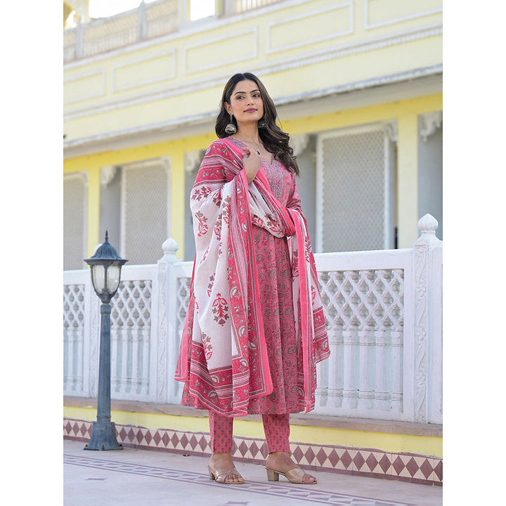 Yufta Pink Floral Print Anarkali Kurta with Pant and Dupatta (Set of 3)