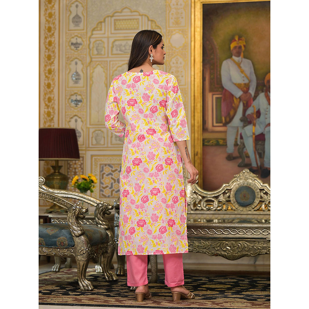 Yufta Pink Floral Print Button Show On Yoke Kurta with Pant and Dupatta (Set of 3)