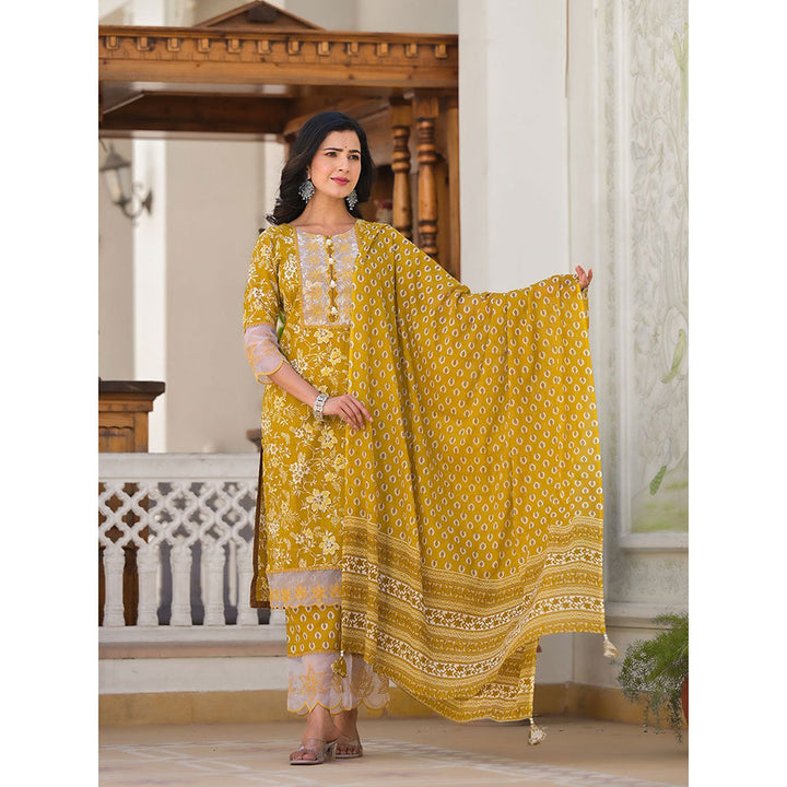 Yufta Mustard Floral Print Pakistani Kurta with Pant and Dupatta (Set of 3)