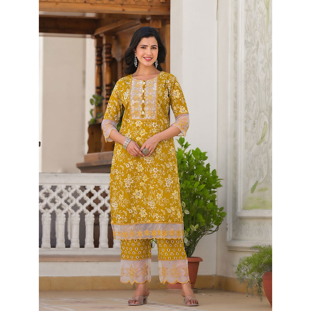 Yufta Mustard Floral Print Pakistani Kurta with Pant and Dupatta (Set of 3)