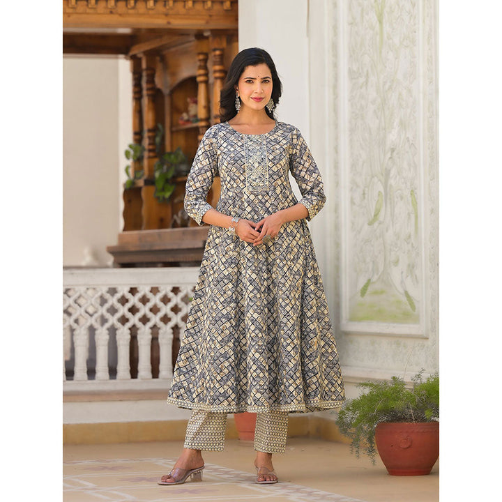 Yufta Grey Embroidered Print Anarkali Kurta with Pant and Dupatta (Set of 3)