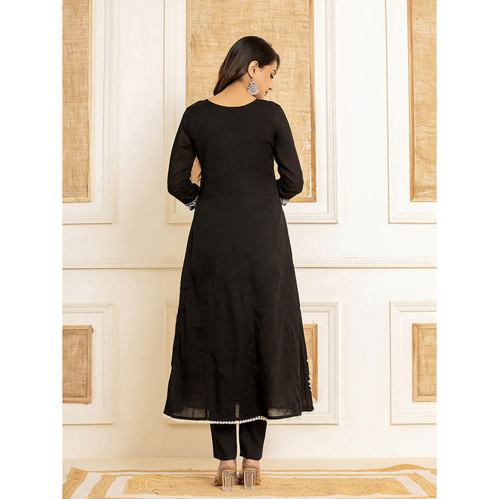 Yufta Black Cotton Embroidered Kurta with Trouser and Dupatta (Set of 3)