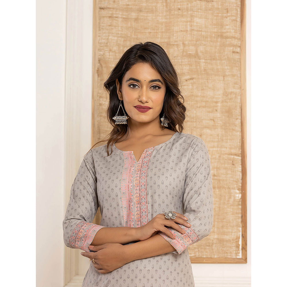 Yufta Beige Cotton Straight Kurta with Digital Print