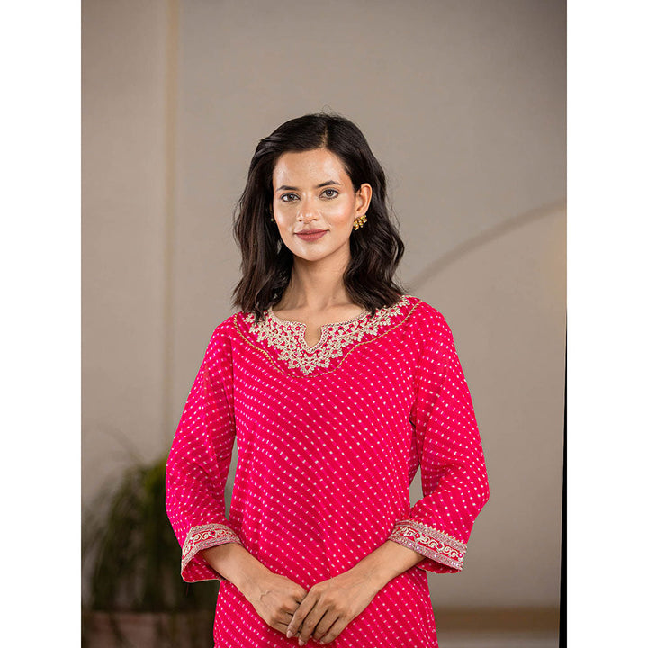 Yufta Hot Pink Georgette Leheriya Kurta with Cotton Lining and Embroidery