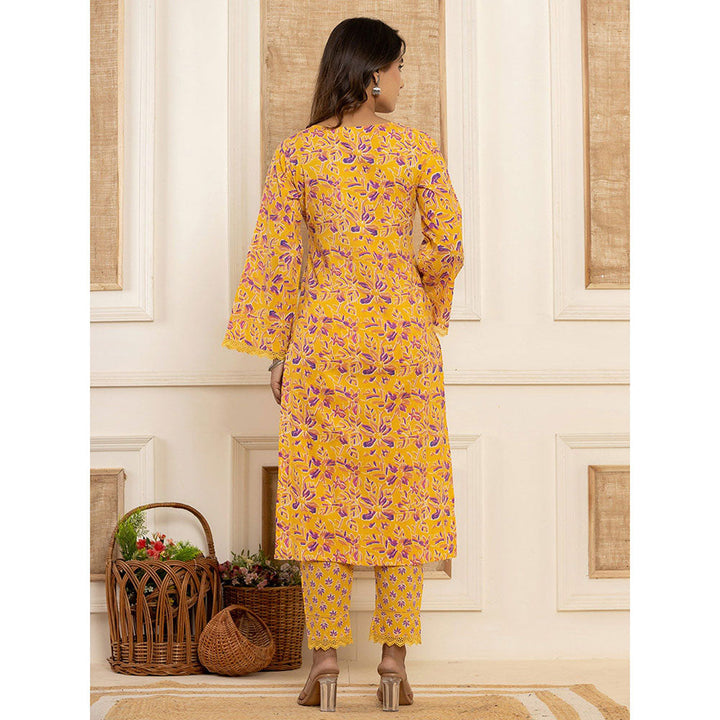 Yufta Yellow Printed Pakistani Style Kurta & Pant With Dupatta (Set of 3)