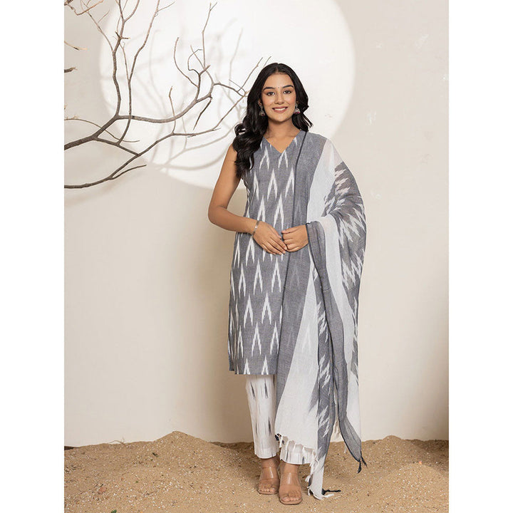 Yufta Cotton Grey Ikat Print Kurta With Pant & Dupatta (Set of 3)