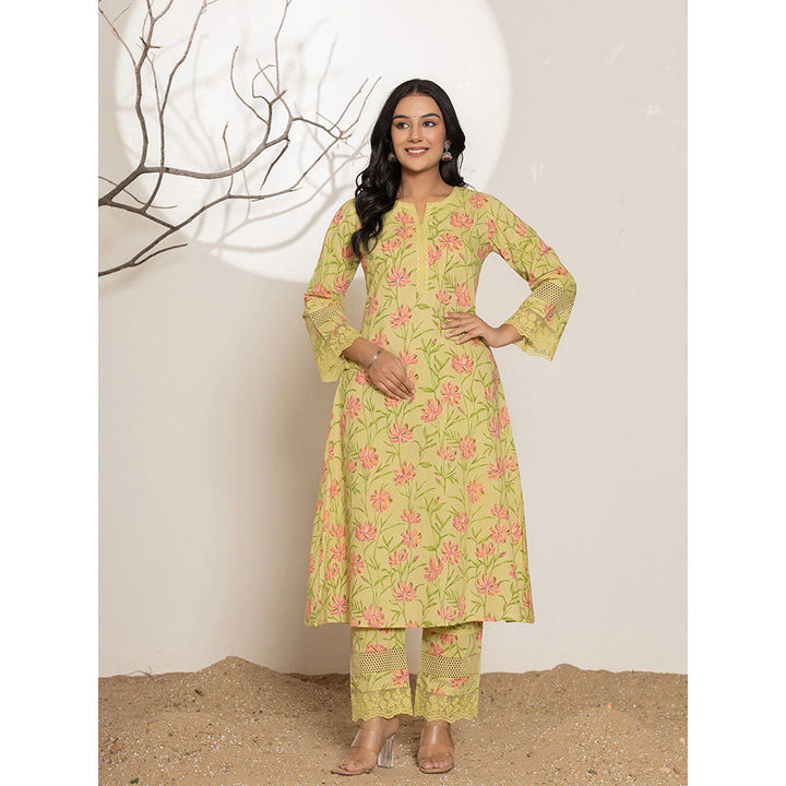 Yufta Green Cotton A-Line Floral Kurta With Pant (Set of 2)