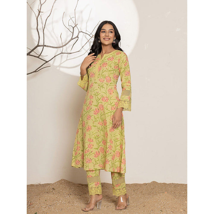 Yufta Green Cotton A-Line Floral Kurta With Pant (Set of 2)