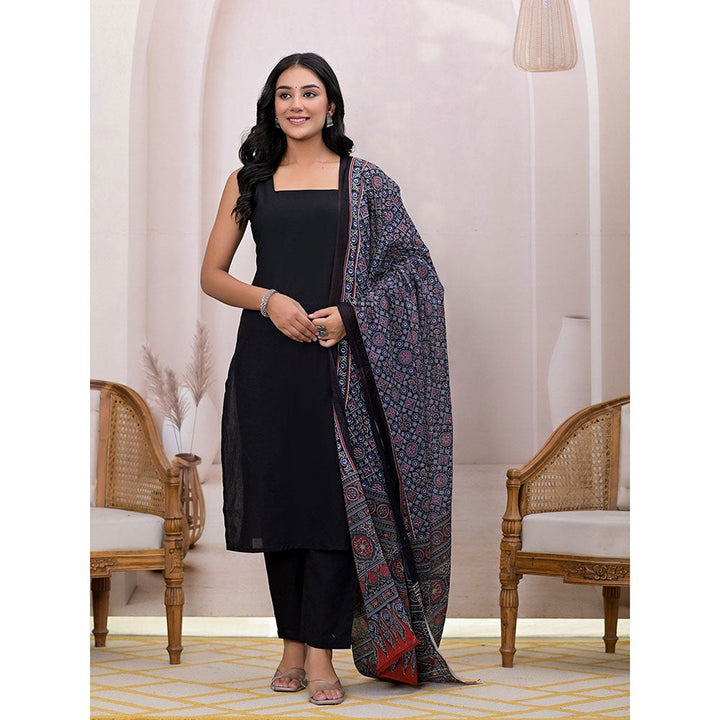 Yufta Black Pure Cotton Straight Kurta With Pant & Dupatta (Set of 3)