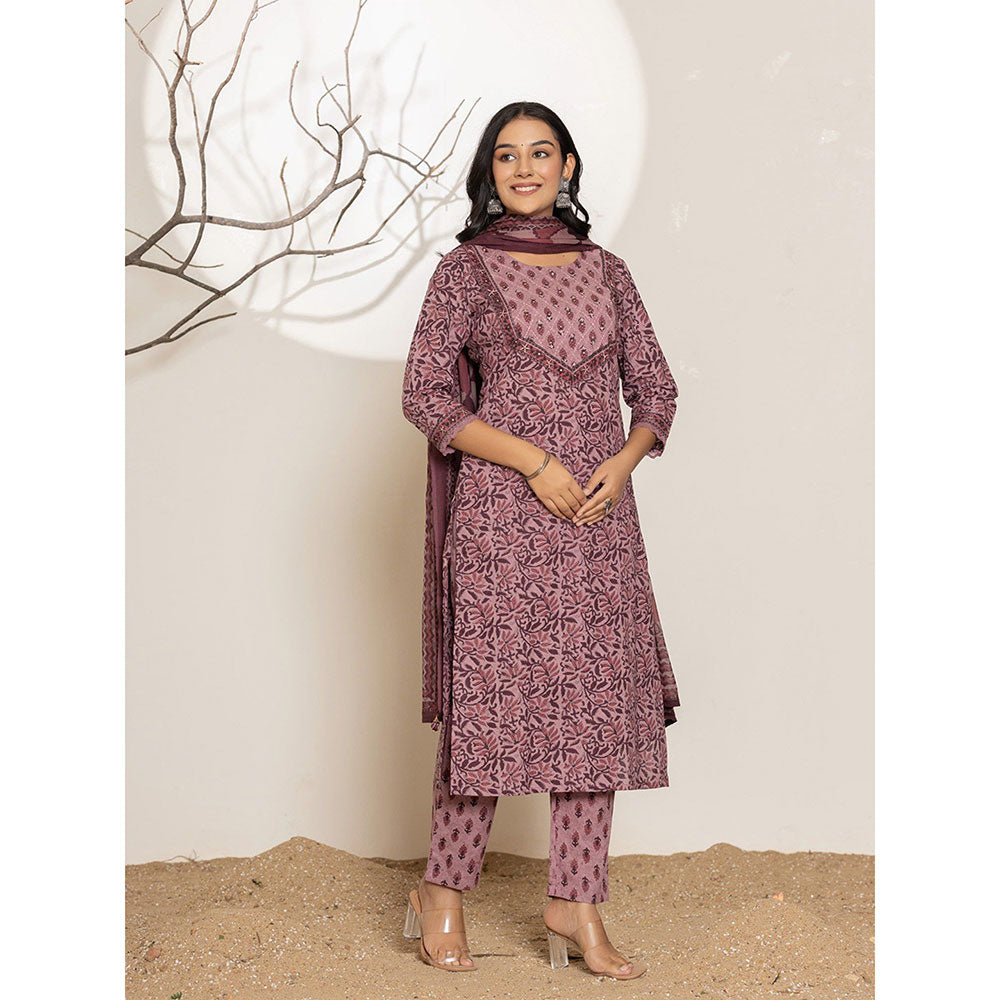 Yufta Mauve Printed Cotton Straight Kurta With Pant & Dupatta (Set of 3)