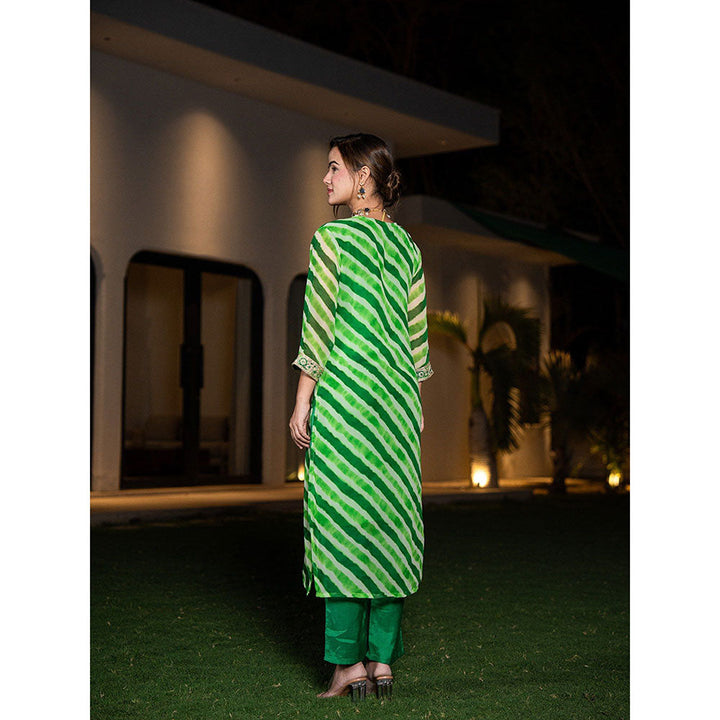 Yufta Green Leheriya Printed Georgette Straight Kurta With Pant & Dupatta (Set of 3)